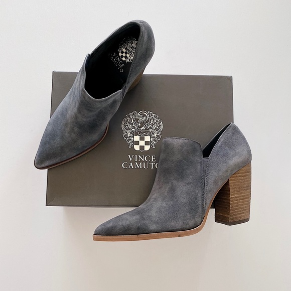 New Vince Camuto Cintella Suede Booties 